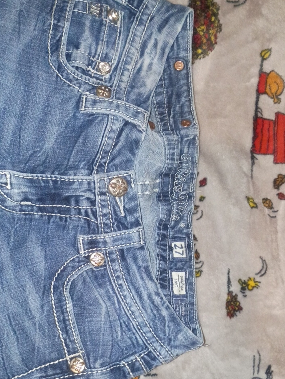 Miss Me Women's Boot Cut Jeans in Faded Blue with Contrast Stitching